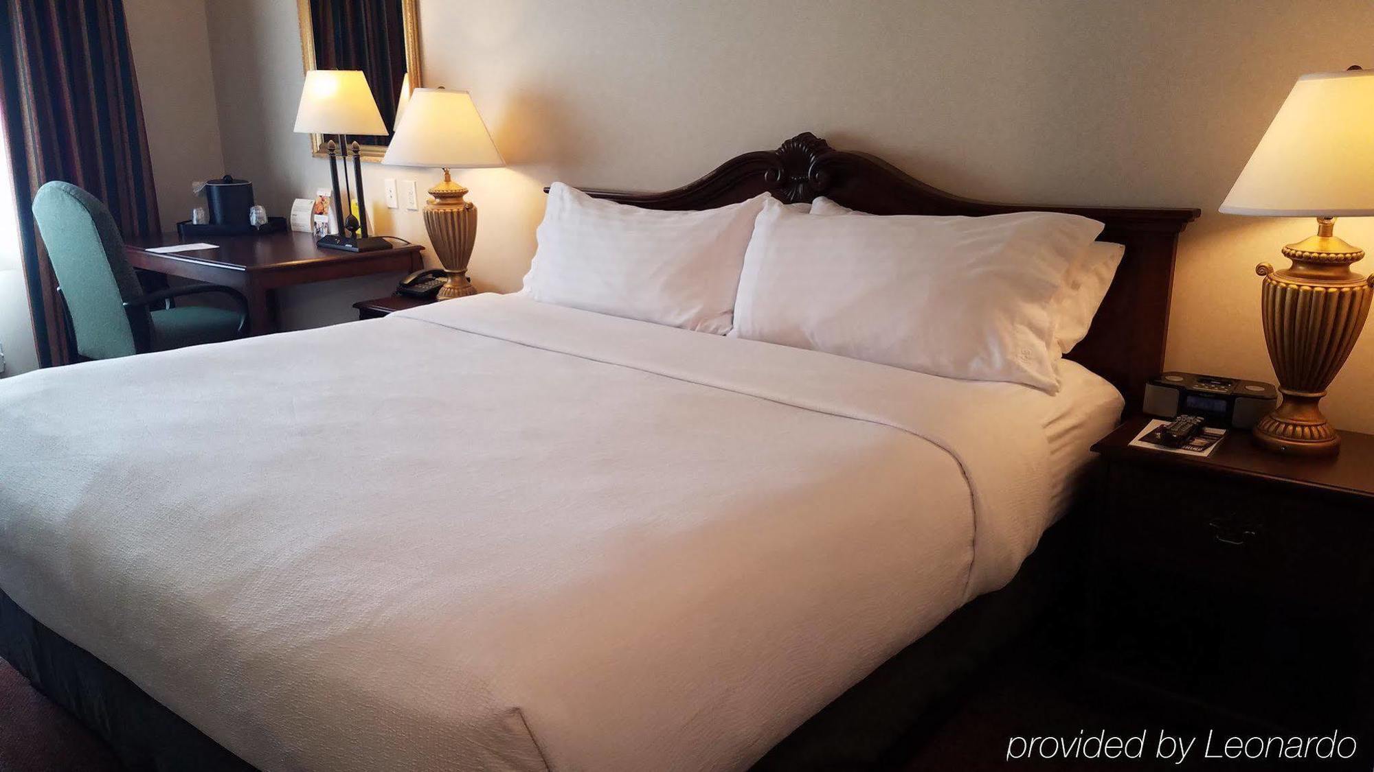 Holiday Inn Selma - Swancourt Экстерьер фото